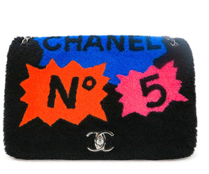 CHANEL Maxi Flap