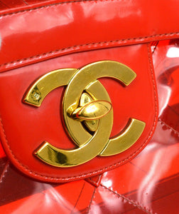 CHANEL Maxi Flap