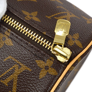 LOUIS VUITTON Papillon