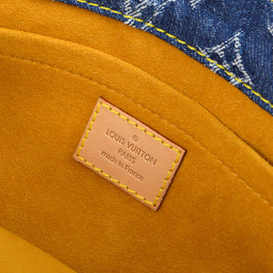 LOUIS VUITTON Tote