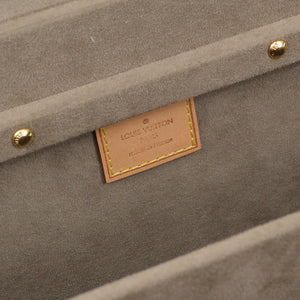 LOUIS VUITTON Vanity Trunk