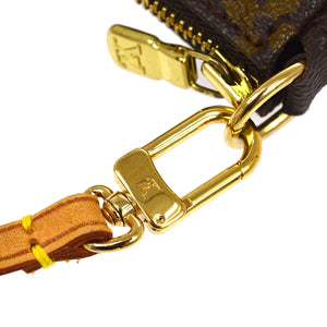 LOUIS VUITTON Pochette