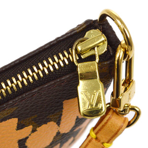 LOUIS VUITTON Pochette