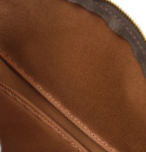 LOUIS VUITTON Pochette