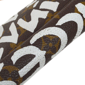 LOUIS VUITTON Graffiti Pochette