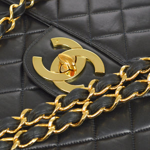 CHANEL Jumbo Flap