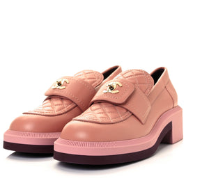 CHANEL CC Loafers