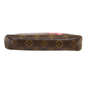 LOUIS VUITTON Pochette