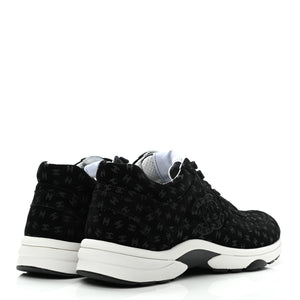 CHANEL CC Sneakers